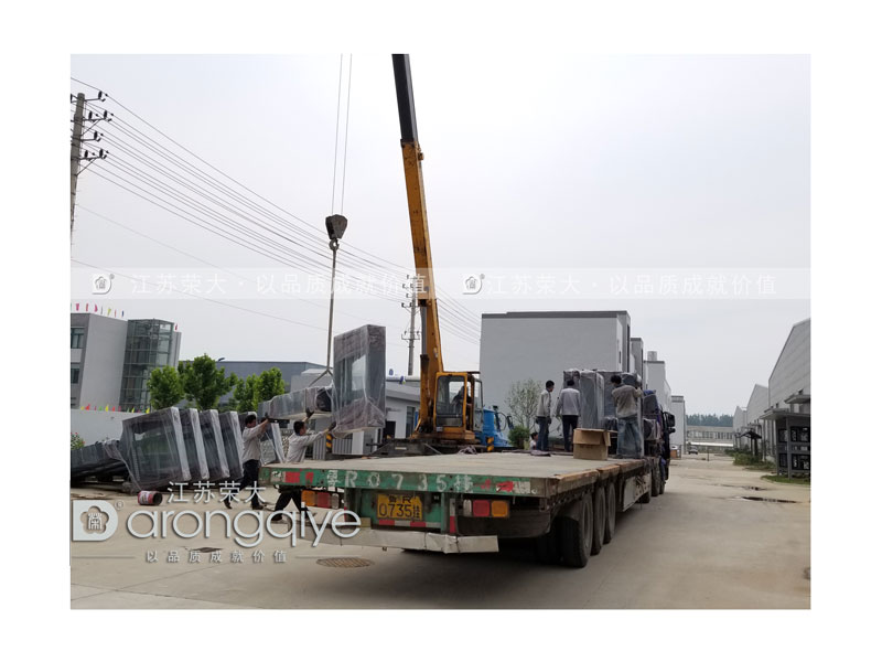 公交候車亭配套側(cè)牌