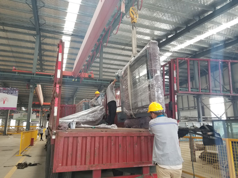 江蘇榮大發(fā)往安徽公交候車亭發(fā)貨記錄