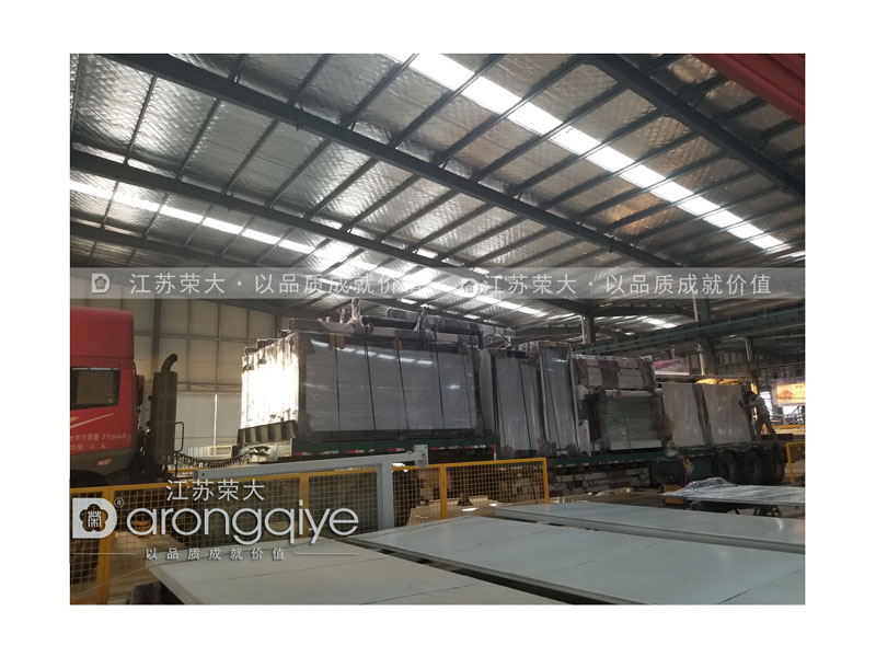 遼寧現(xiàn)代候車(chē)亭發(fā)貨圖