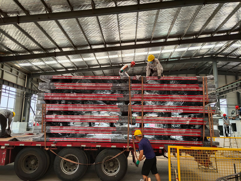 江蘇榮大發(fā)往河北紅色簡(jiǎn)約公交候車亭發(fā)貨記錄