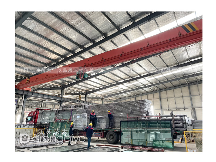 第二批公交站臺(tái)候車亭發(fā)貨案例配圖一