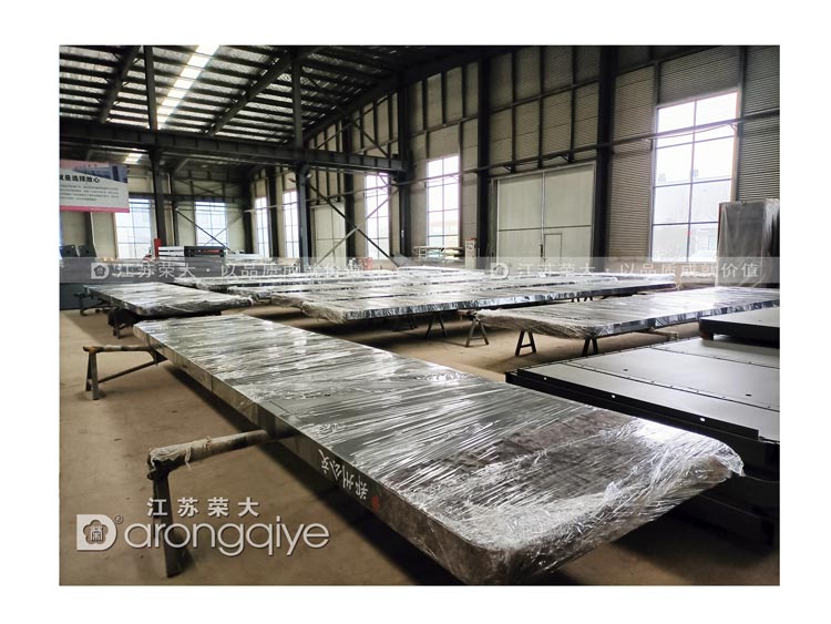 第三批榮大候車(chē)亭供應(yīng)河南鄭州公交候車(chē)亭配圖二