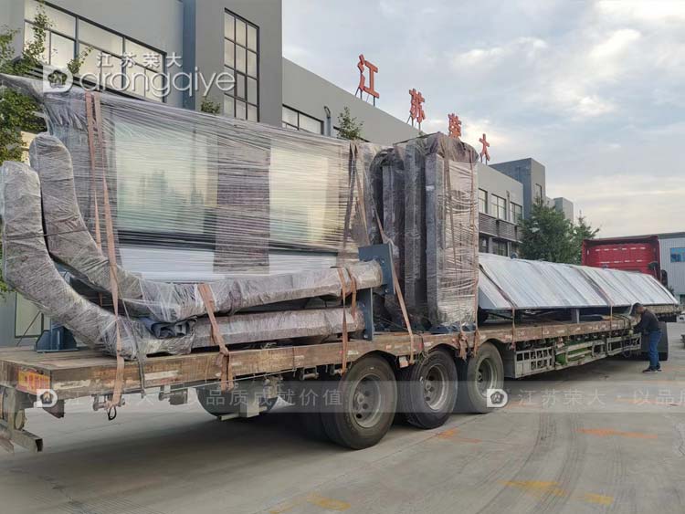 上海智能公交站臺(tái)第九批次發(fā)貨