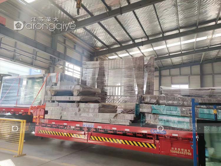 河南仿古公交候車(chē)亭發(fā)貨案例